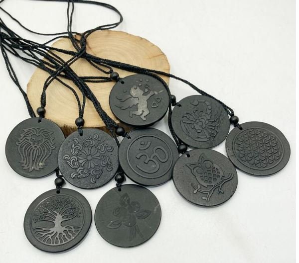 Shungite Natural Wearable EMF Orgonite 7 Chakra Energy Meditation Pendant Jewelry Gift Crystal Necklace Energy Pendant EMF Protection LION